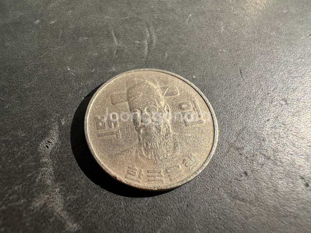 희귀동전100원 1982년--1
