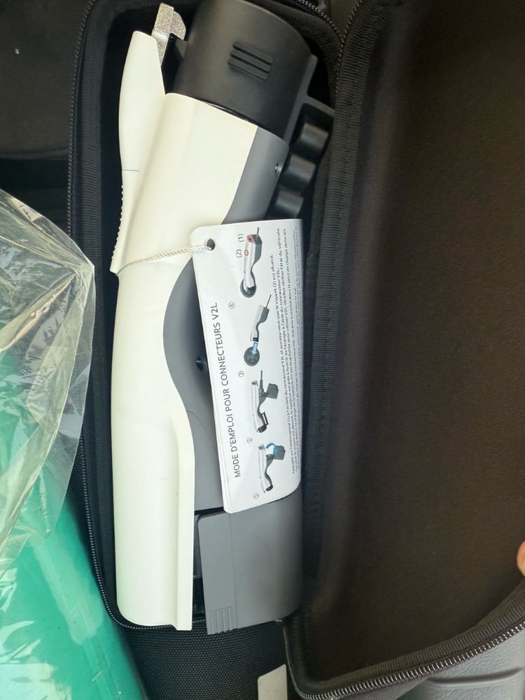 전기차 충전 케이블 세트 이미지