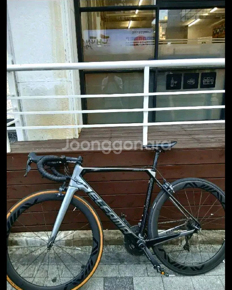 엘파마 레이다7 풀카본 로드 판매합니다--2
