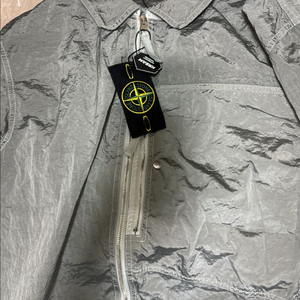 [L, 새상품] 25SS 스톤아일랜드 나일론 메탈 오버
