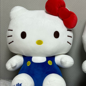 헬로키티 50주년 기념 인형 35cm 새상품