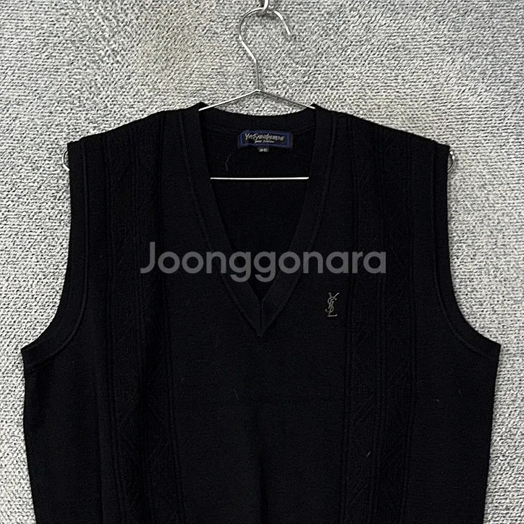 [입생로랑] 블랙 자수 로고 니트 베스트 조끼 95--3