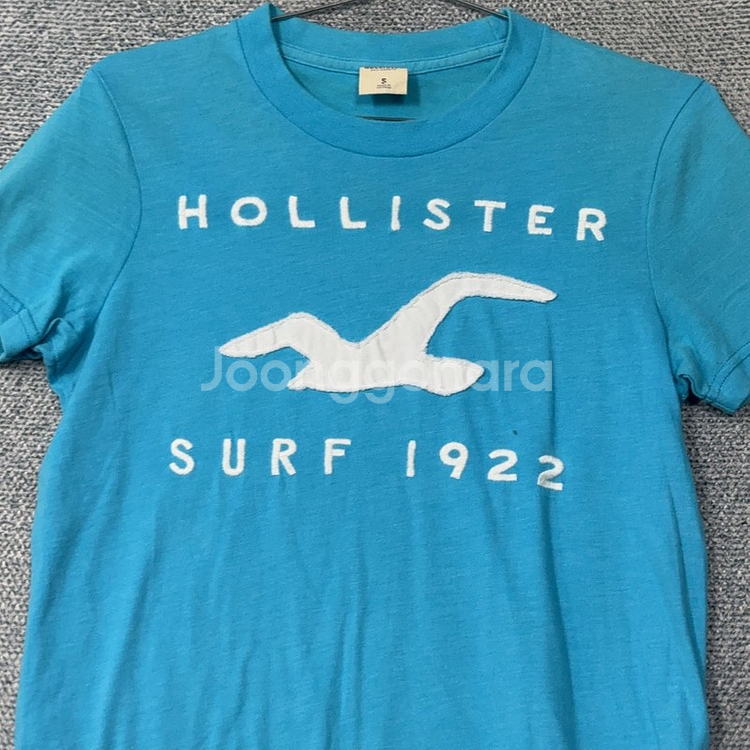 [홀리스터] 로고 여성 빈티지 라이트 블루 반팔 티 S--4