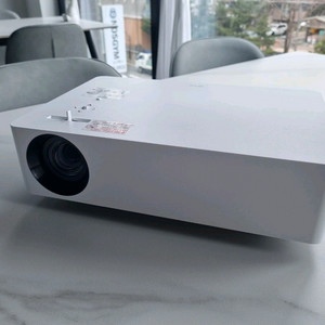 LG 4K시네빔 HU70LA