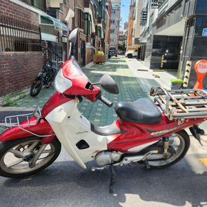 상태좋은 시티 오토바이 판매합니다.