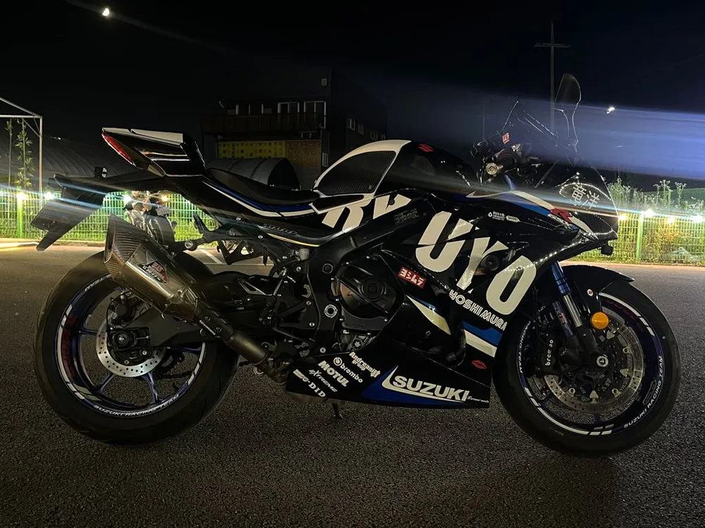 18년식 r1000r 요시무라 차량판매합니다 이미지