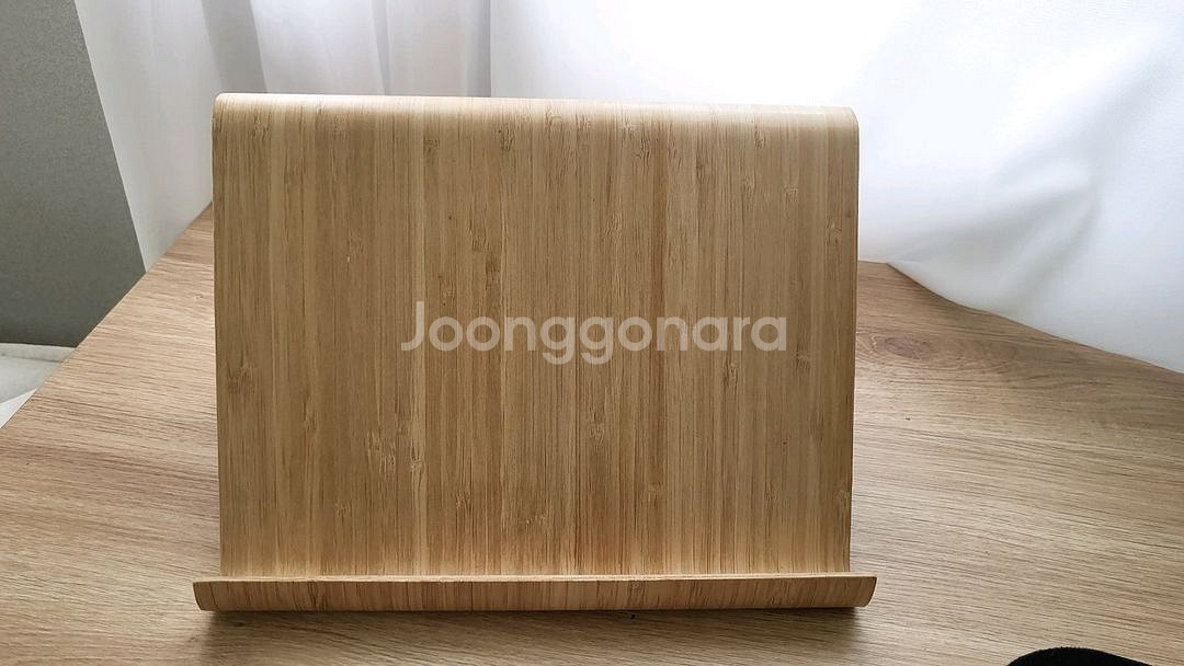 이케아 비발라 태블릿 거치대 / 독서대--0