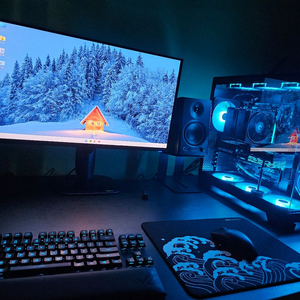 컴퓨터 본체 9800x3d rtx5080