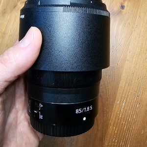 니콘 Z85mm f1.8s 팝니다.