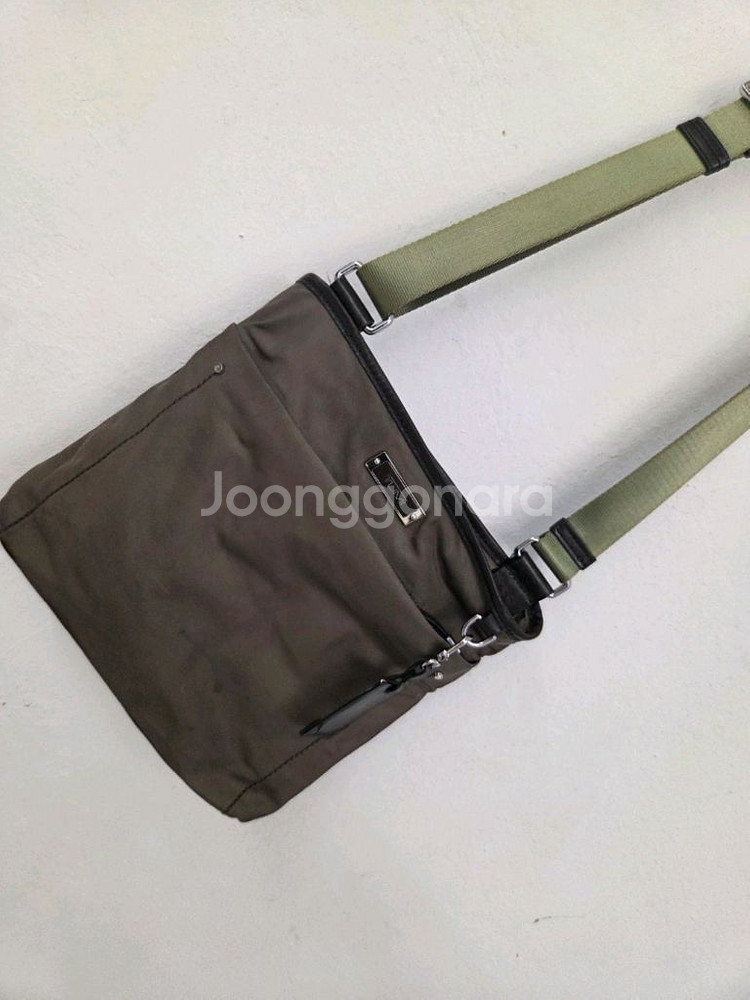 투미 보야져 크로스백 상태 굿--0