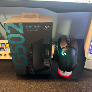 로지텍 G502 무선 마우스