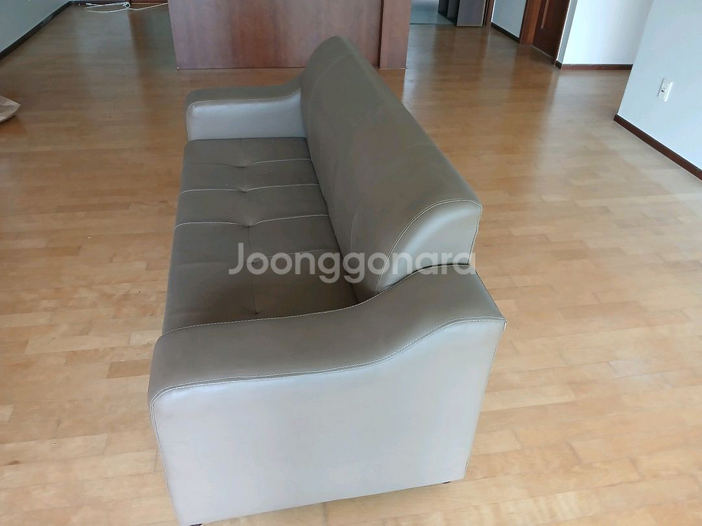 인조가죽 소파--1