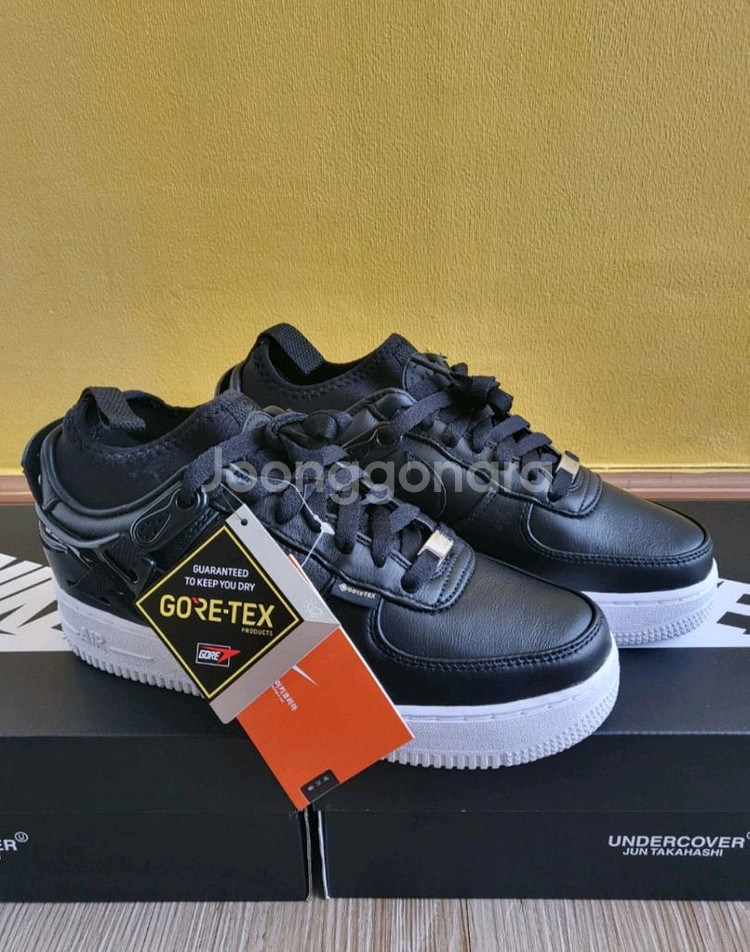 (새상품)나이키 에어포스1 로우--2