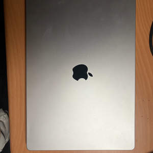 맥북프로 16인치 M1 Pro 실버 1tb 16gb