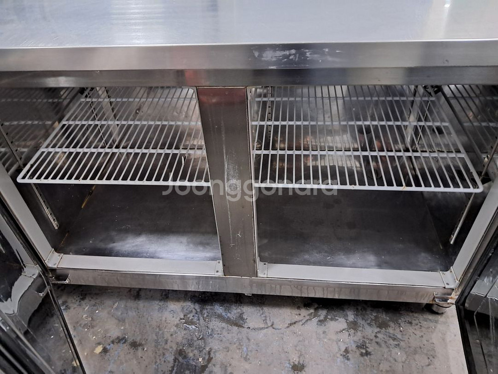 업소용 테이블 냉장고 1500 간냉식--1