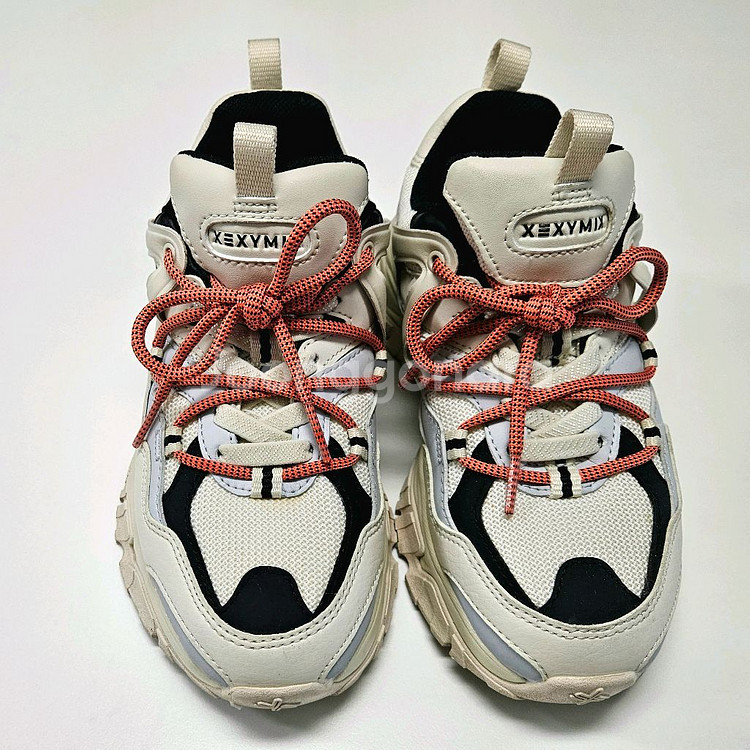 [거의새제품]젝시믹스 운동화 230mm 판매합니다--2