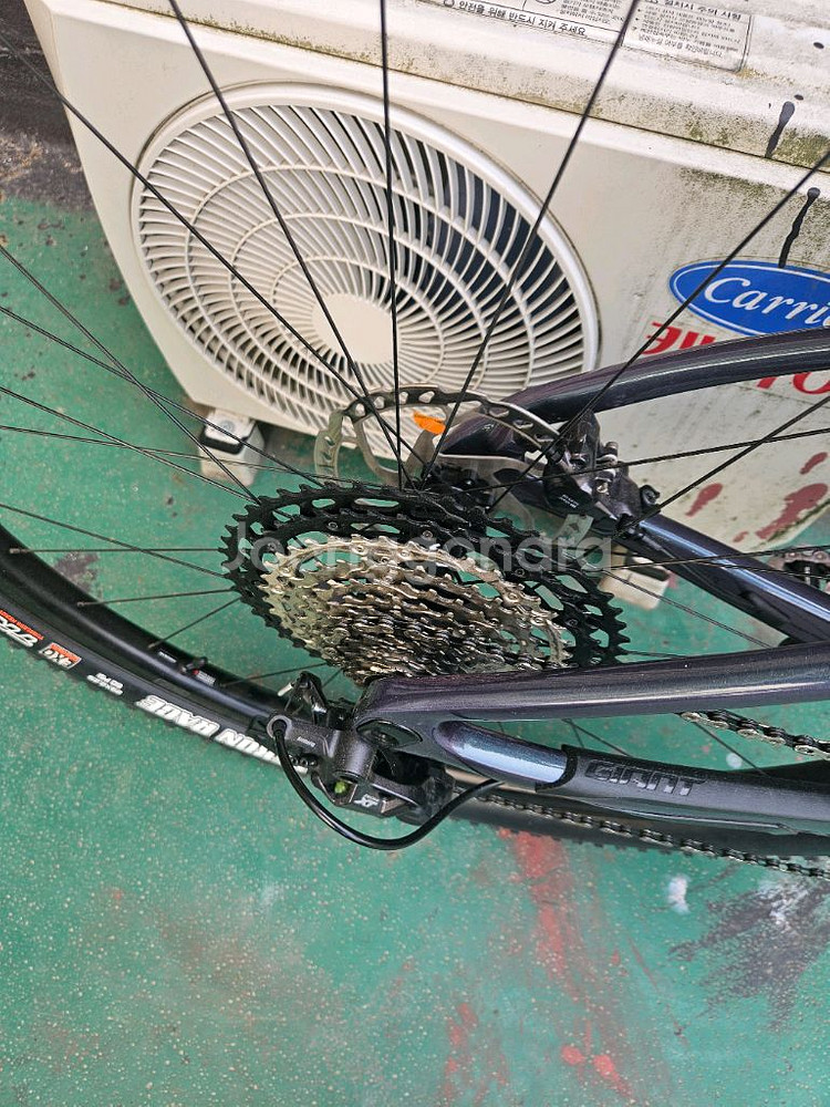 자이언트 엑스티씨 SL29 어드밴스 카본 잔차 팔아요--3
