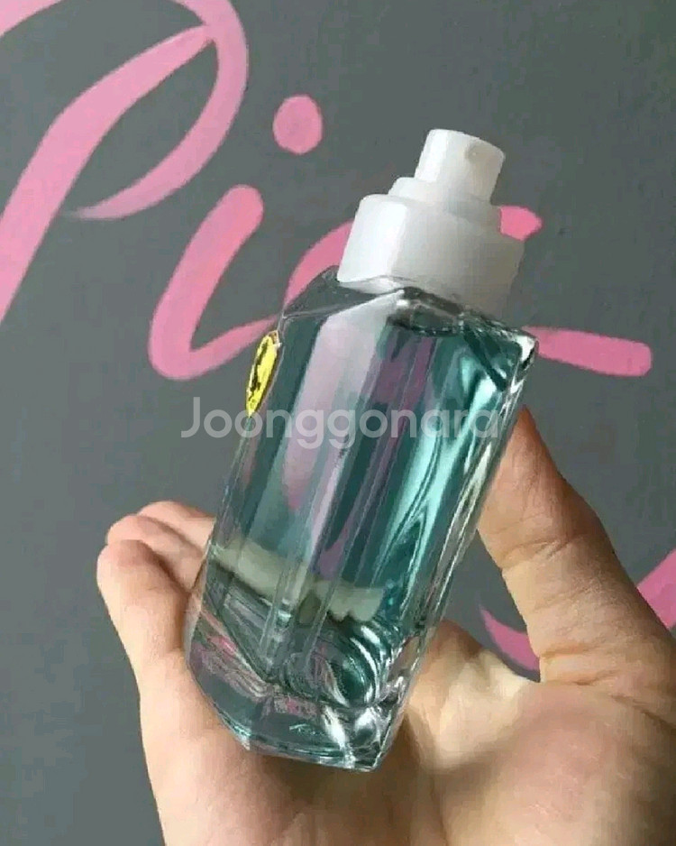페라리 라이트 에센스 오드뚜왈렛 75ml(단종)--1