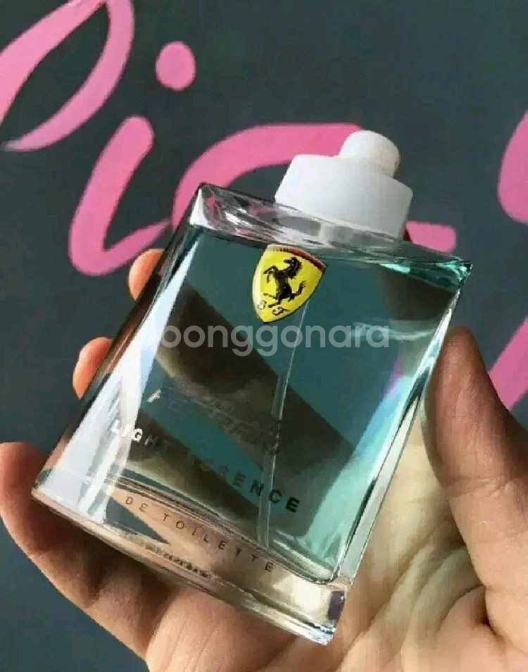 페라리 라이트 에센스 오드뚜왈렛 75ml(단종)--0
