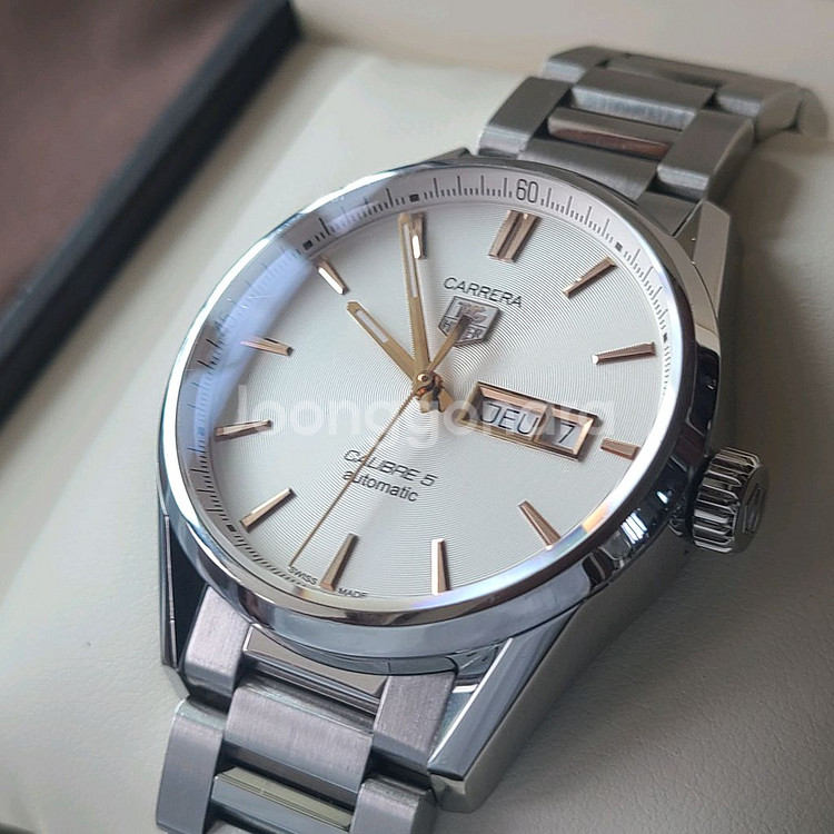 태그호이어 까레라 칼리버5 오토매틱 골드핸즈 41mm--2