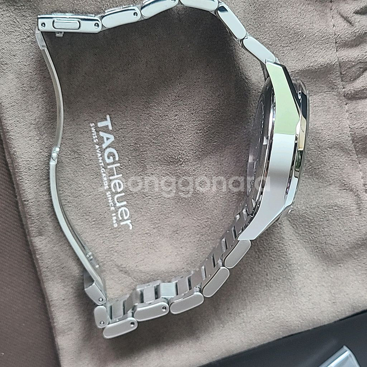 태그호이어 까레라 칼리버5 오토매틱 골드핸즈 41mm--6