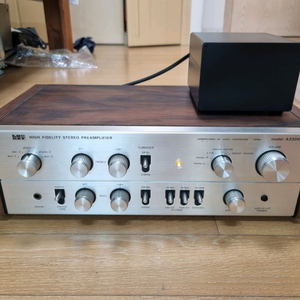 진공관 프리앰프 LUXKIT(LUXMAN) A3300