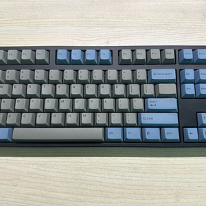 레오폴드 fc900r 적축 그레이블루 색상입니다풀배열