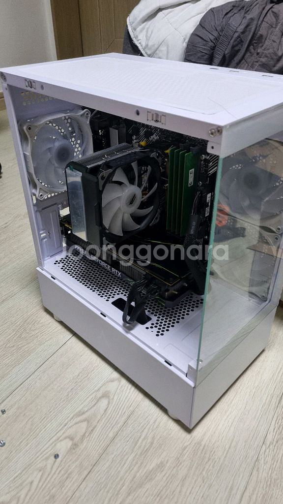 라이젠 5700X RTX 2080 고사양 컴퓨터 본체--1