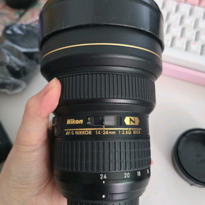 니콘 AF-S 14-24mm F2.8G 광각렌즈