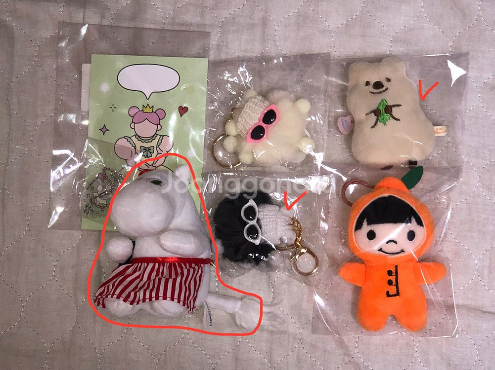 인형 키링 일괄 판매합니다.(추가로 더 넣어드려요)--0