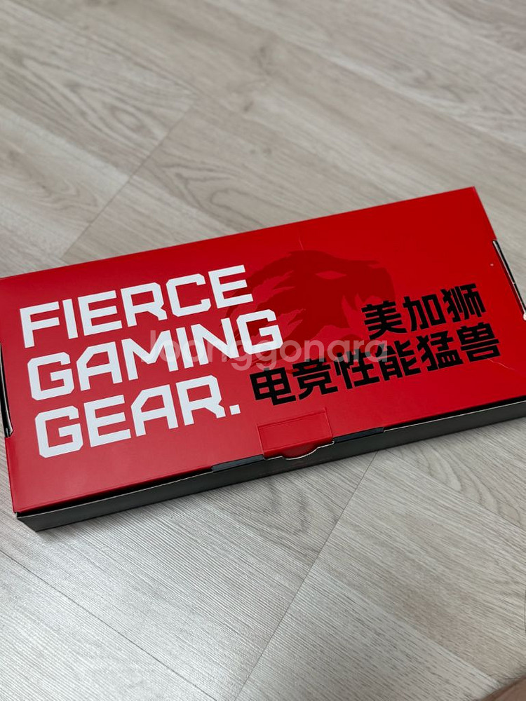 FGG 매드라이언스 NANO 68 화이트 키보드 새상품--1