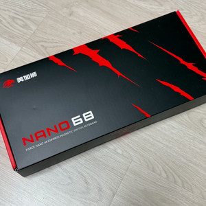 FGG 매드라이언스 NANO 68 화이트 키보드 새상품