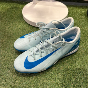 나이키 머큐리얼 축구화 풋살화285 판매해요