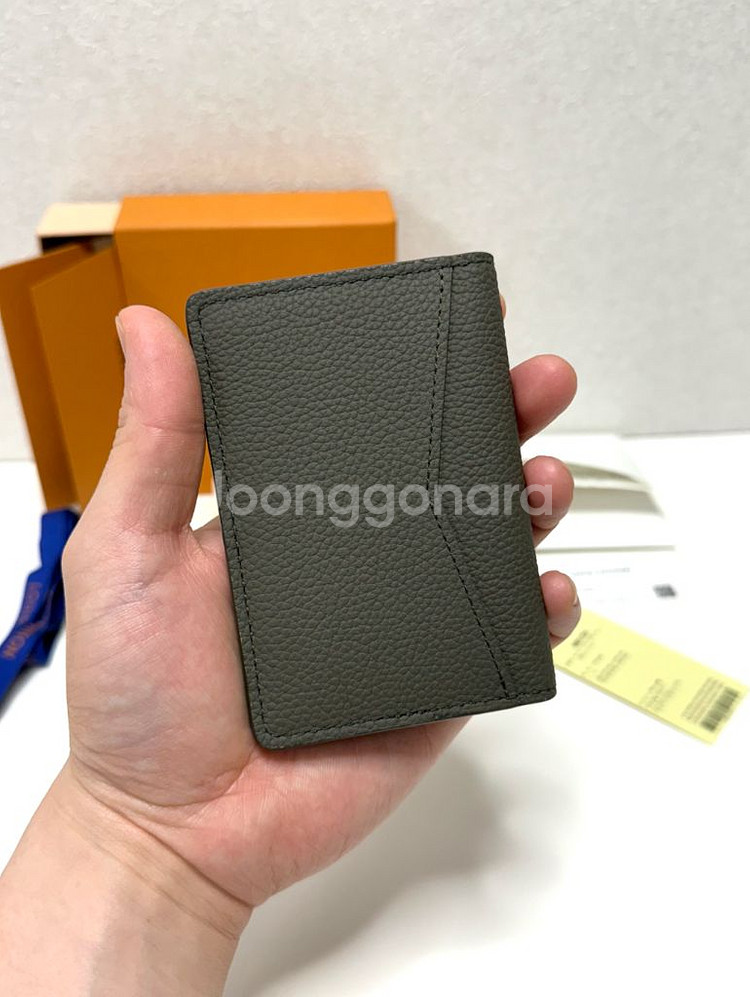 (백화점새상품)루이비통 에어로그램 오거나이저 카드지갑--6