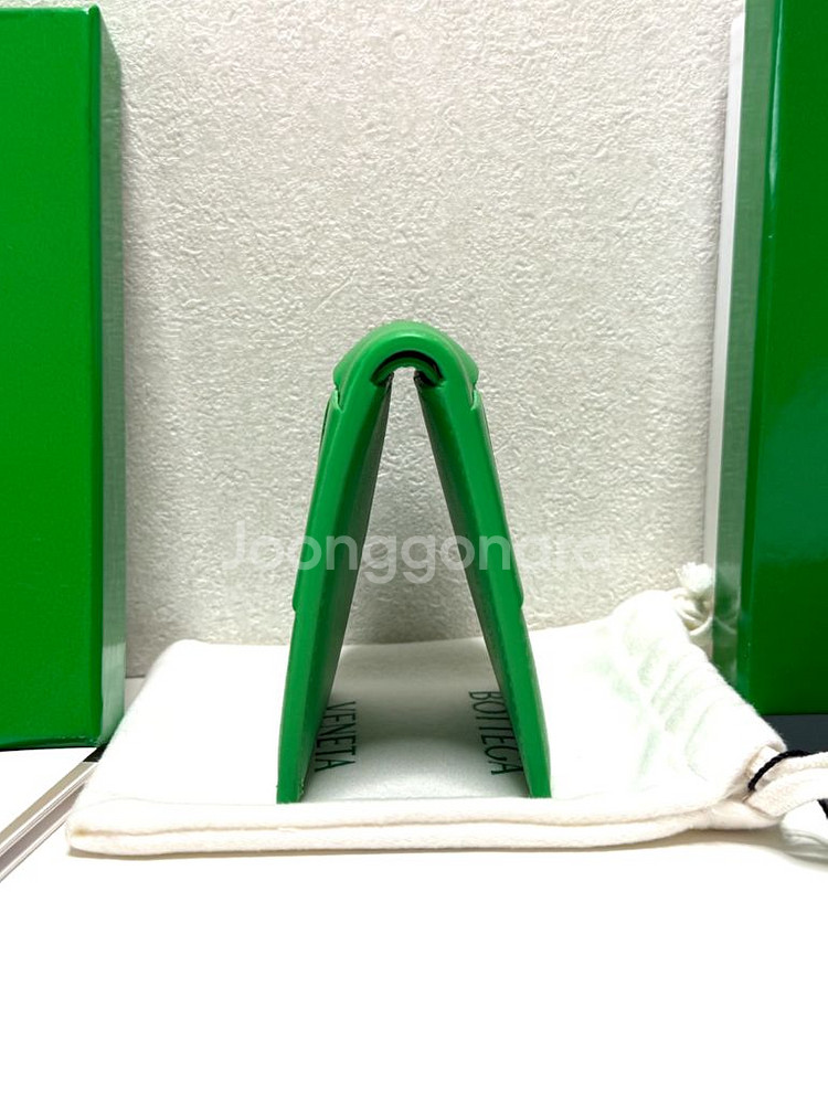 (크림새상품)보테가베네타 반지갑 페러킷--3