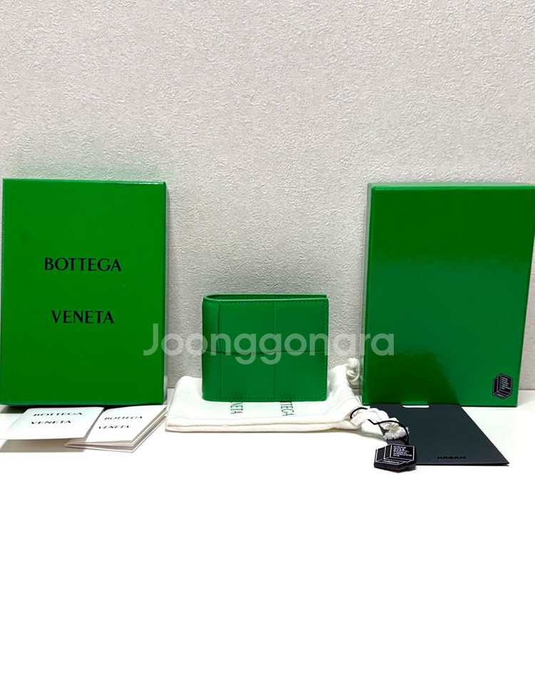 (크림새상품)보테가베네타 반지갑 페러킷--9