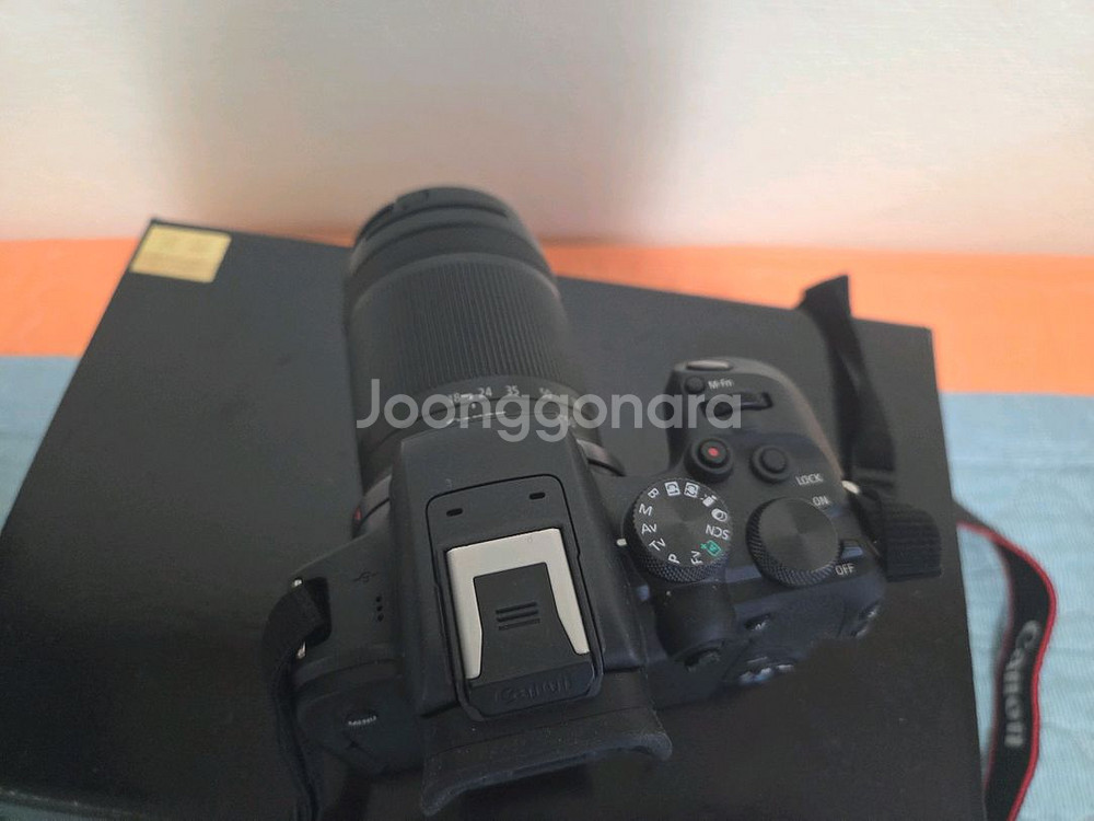 EOS R10 18-150mm kit--1