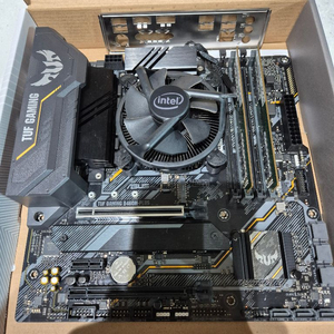 인텔 10700f / b460m / 32g