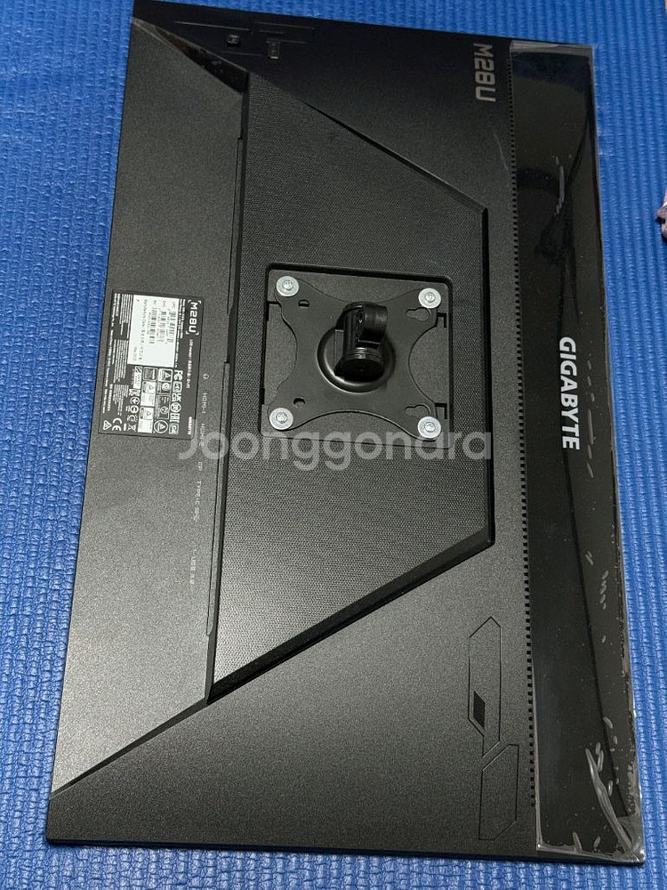 GIGABYTE M28U 4K 144hz모니터 28인치--1