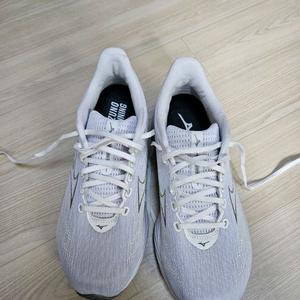 미즈노 웨이브라이더28 275mm 2e