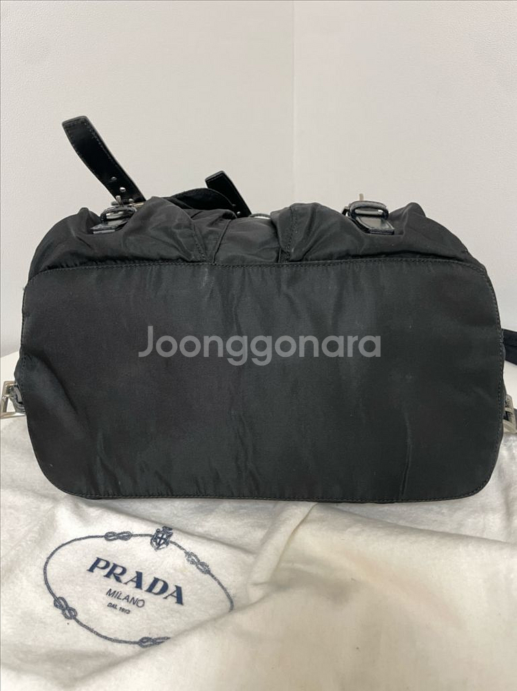프라다 나일론 투포켓 미디움 백팩--4