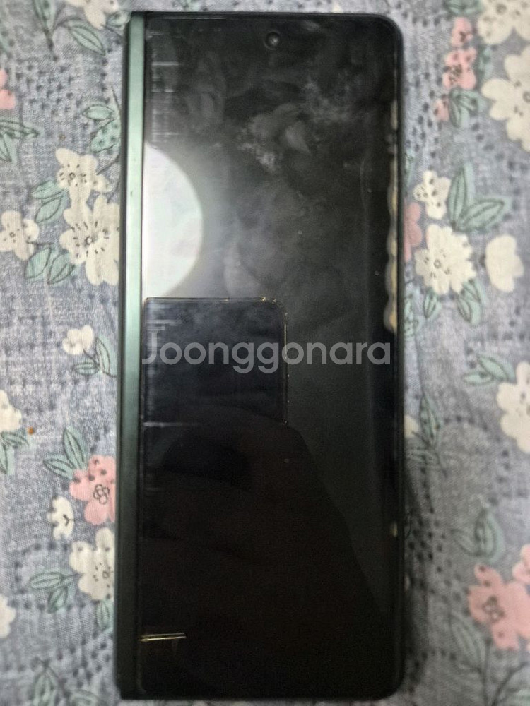 내부 액정 나간 폴드3--0