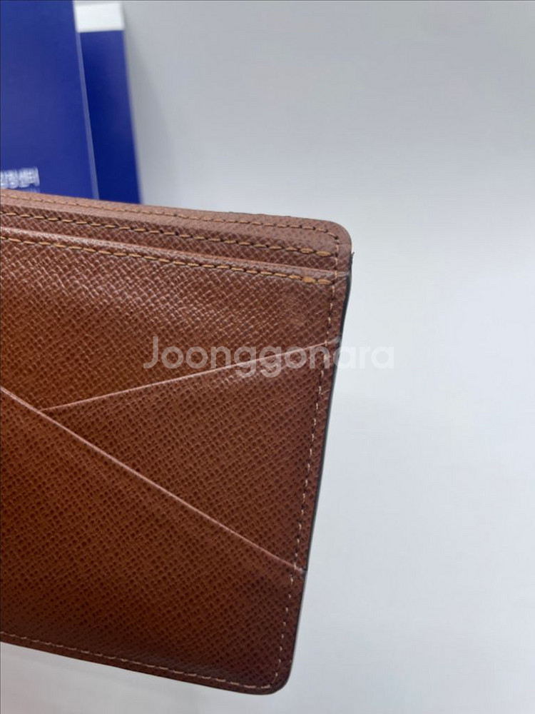 루이비통 멀티플 반지갑 M60895 (NFC내장칩)--4