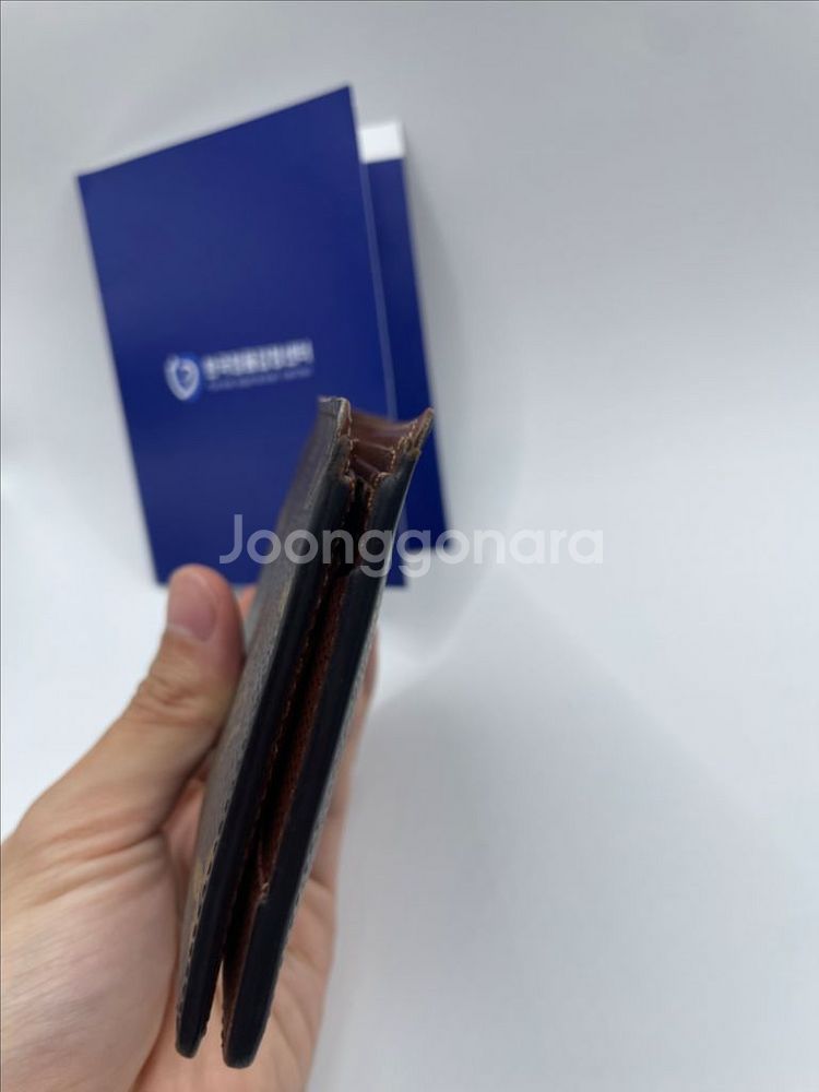 루이비통 멀티플 반지갑 M60895 (NFC내장칩)--5