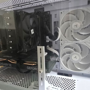 4060본체및모니터 싸게 팝니다