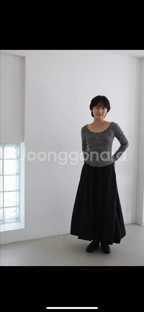 더버터크림 U neck stripe tshirt--0