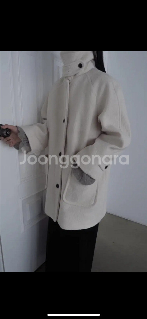 워넷 부클 하프 코트--3