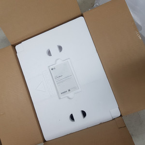 LG 초단초점 HU715QW 빔프로젝터 빔프로젝트