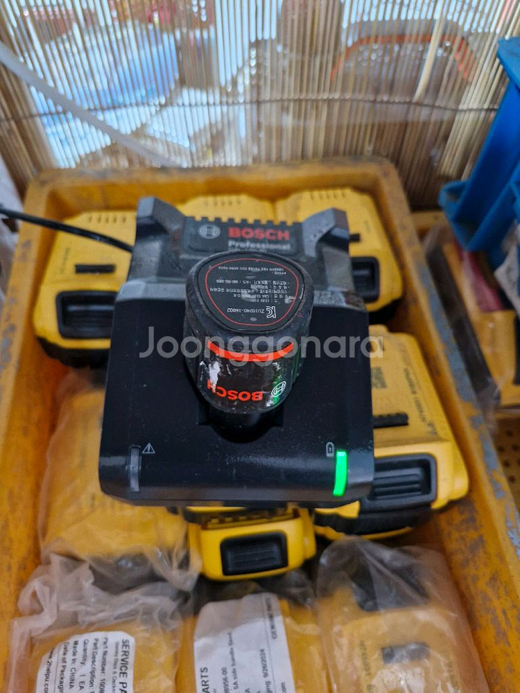 보쉬충전기GAL12V40CV정품.10.8V(12V)용--6