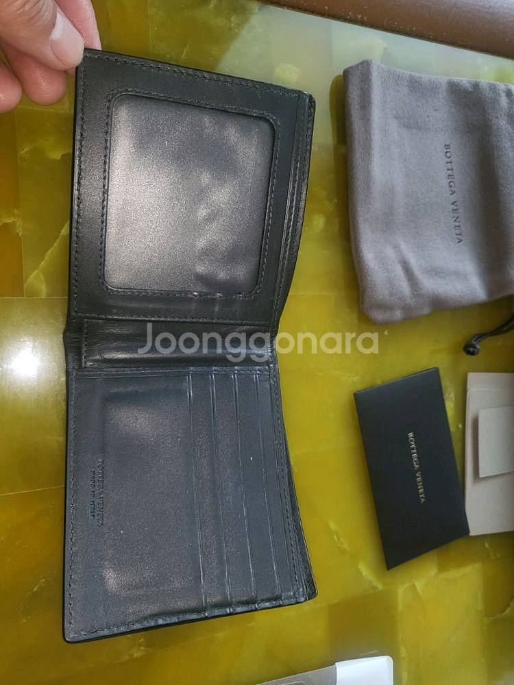 보테가베네타 인트레치아토 남성반지갑--1